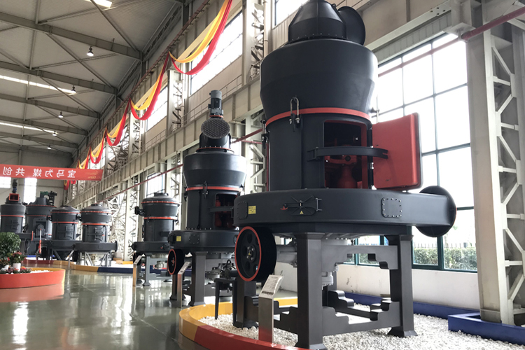 常用的可靠礦石磨粉機的配件用什么材料好？